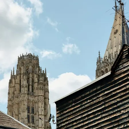 Le Normandie - F2 Vue Cathedrale Apartment